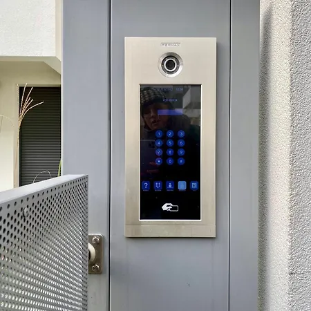 شقة Apartament Bookowska 18 *