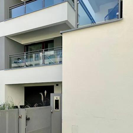 شقة Apartament Bookowska 18 بوزنان
